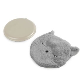 Warming disc for microwave with two covers made of imitation lambskin in grey and light brown